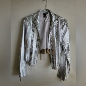 Metallic jacket